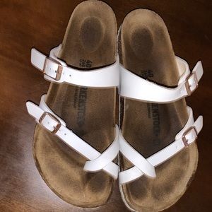Birkenstock Mayari sandal